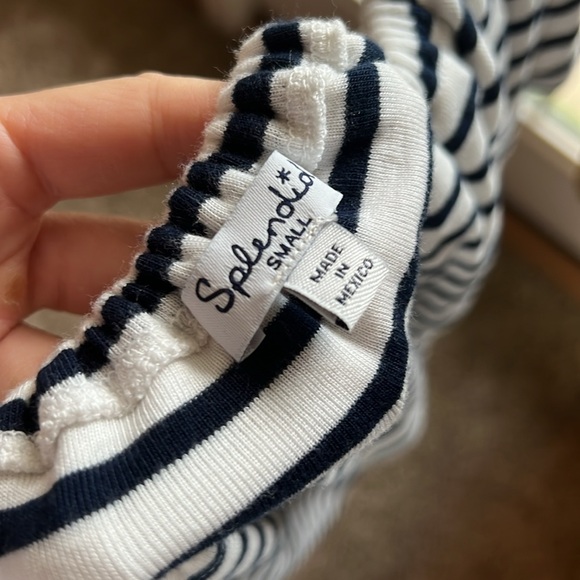 Splendid soft off the shoulder top - Picture 3 of 3